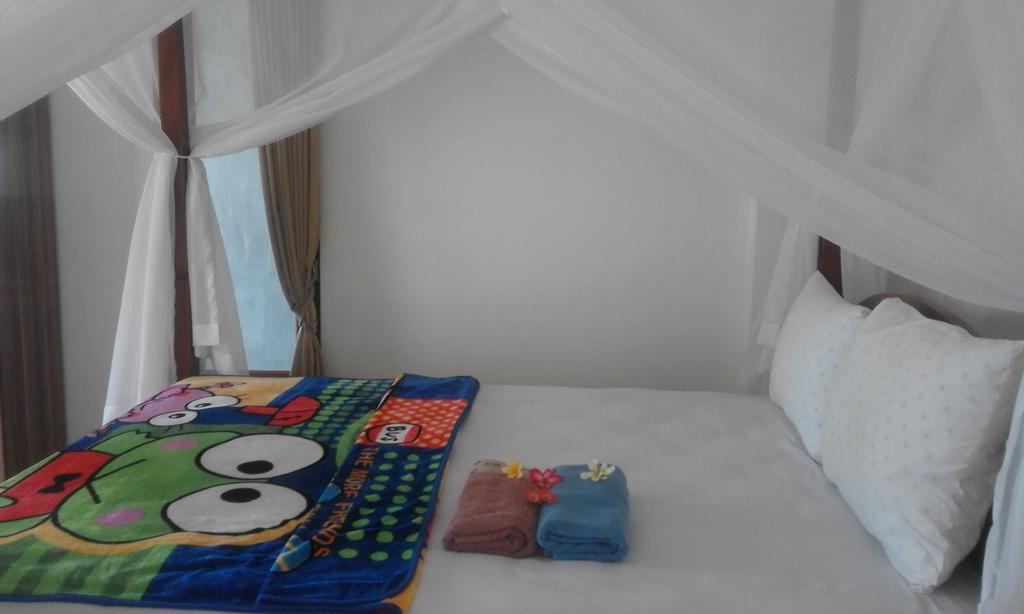 Sudi Homestay Amed Eksteriør billede